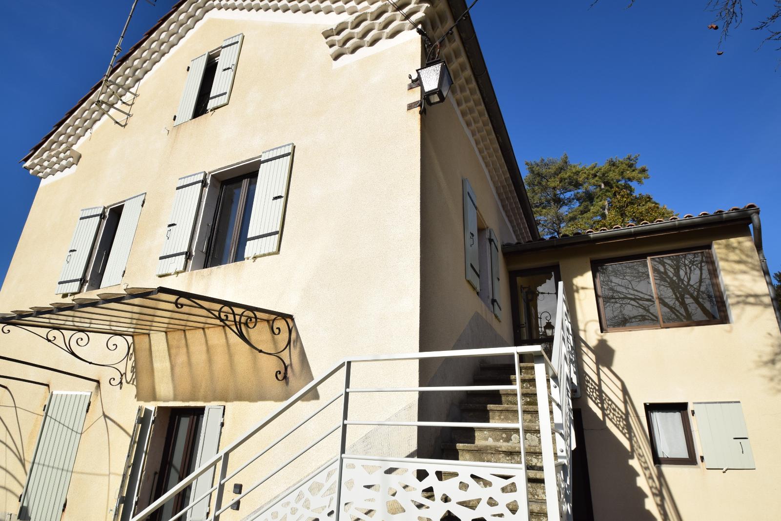 appartement 3 pièces - AUBENAS