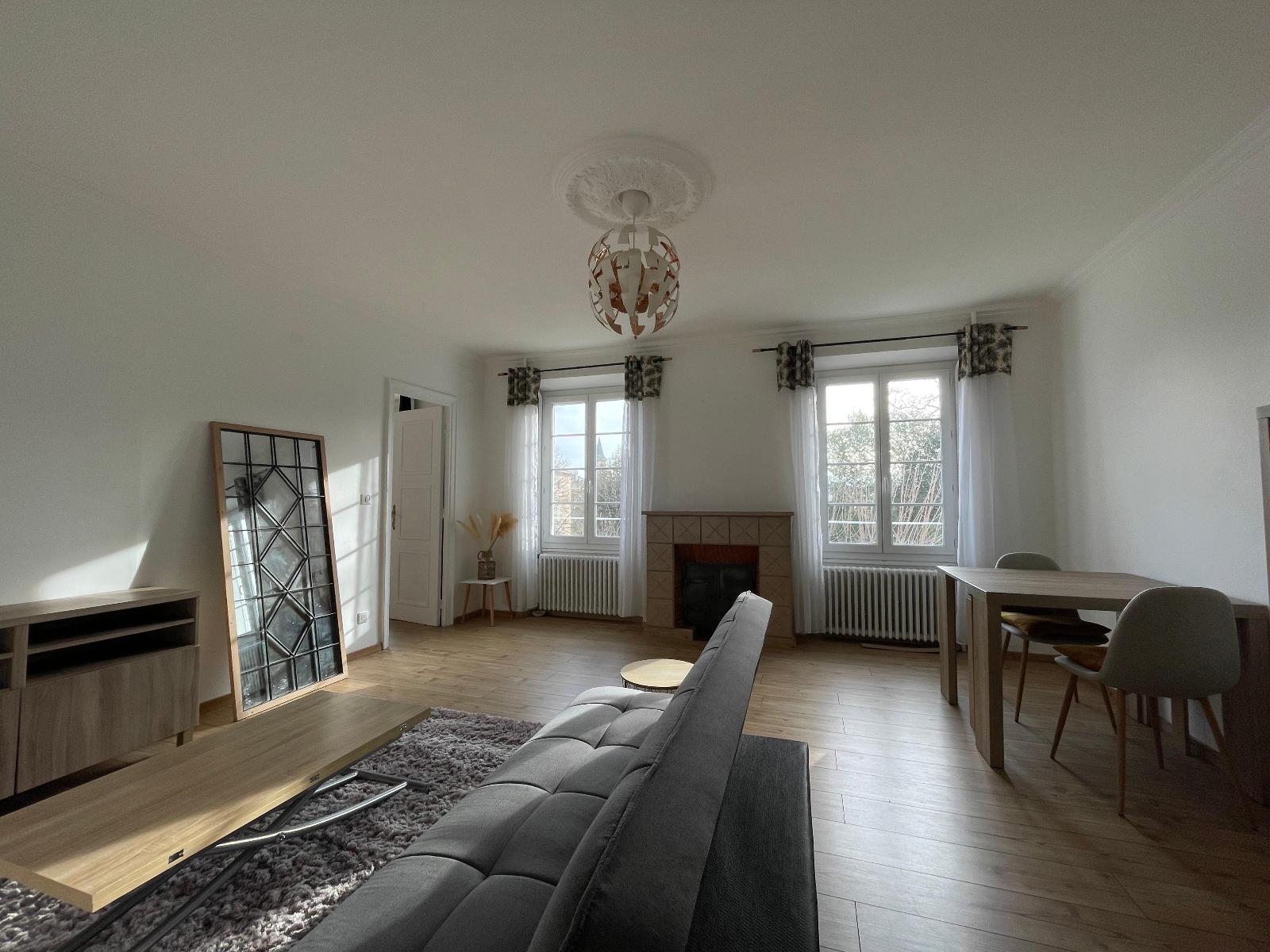 appartement 3 pièces - AUBENAS