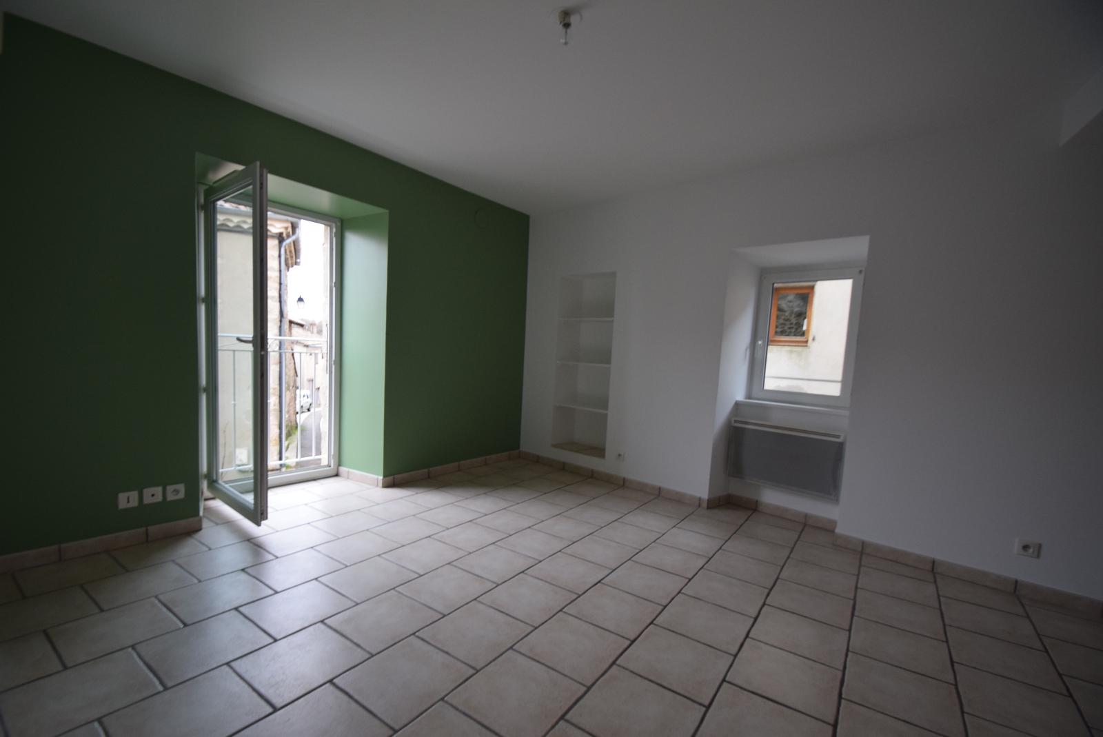 maison 4 pièces - ST-ANDEOL-DE-VALS