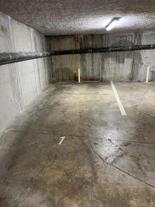 Parking en Location à Aubenas