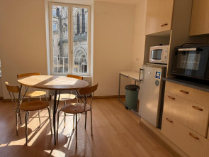 Appartement en Location à Aubenas / 2 pièces 30m2