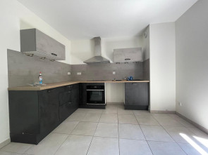 Appartement récent en Location à Aubenas / 3 pièces 71m2