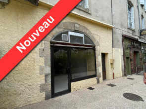 Boutique en Location à Aubenas / 70m2