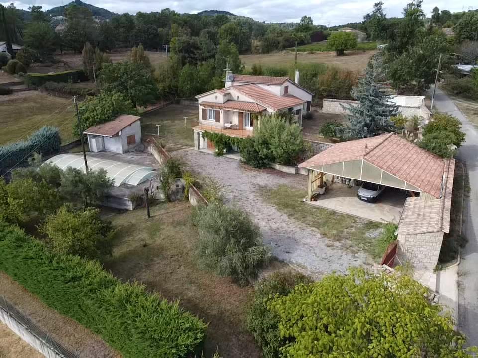 maison 8 pièces - AILHON