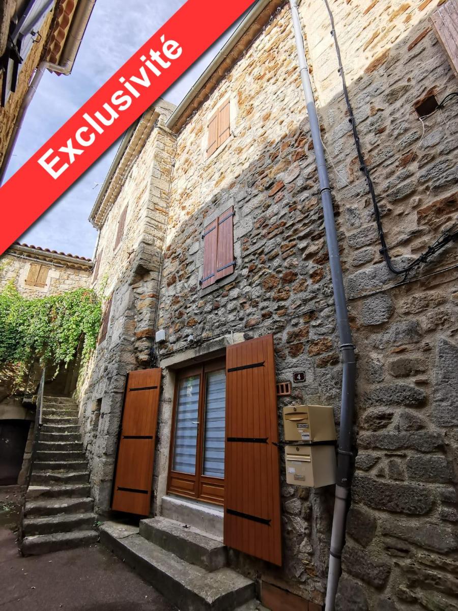 maison 3 pièces - VINEZAC